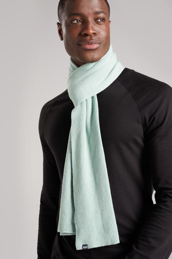 image of Mortimere Merino Bamboo Scarf in Pistachio