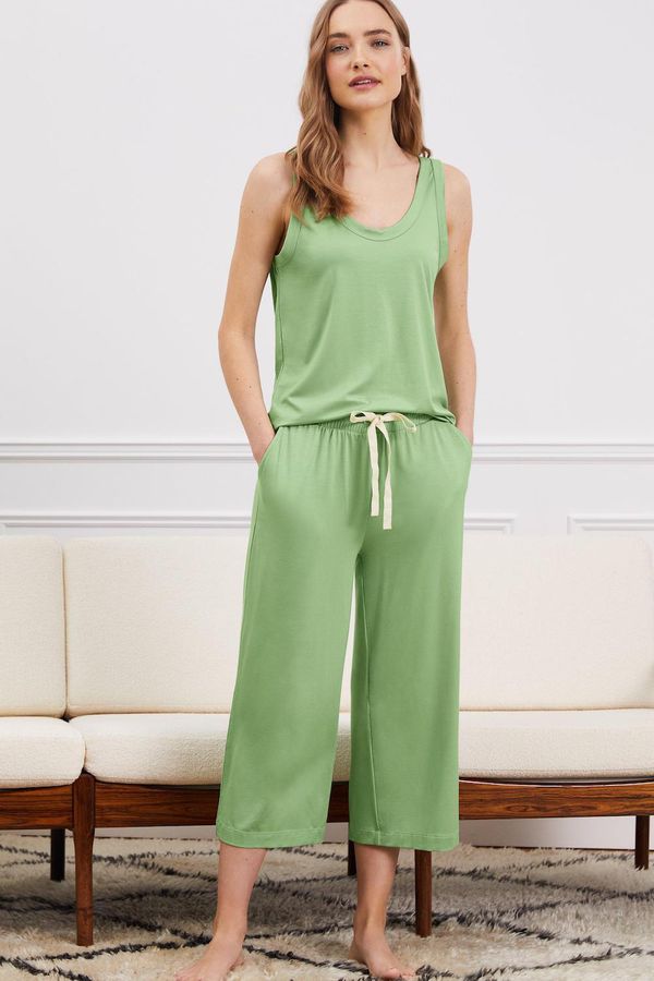 image of Peace Drawcord Cropped Trousers with Tencel in Pale Leaf