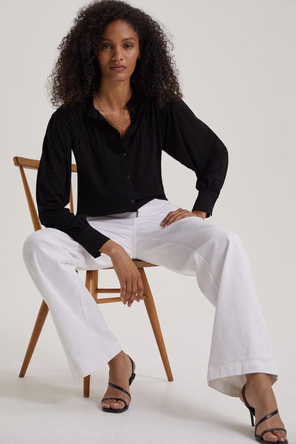 image of Imken Top with Ecovero in Caviar Black