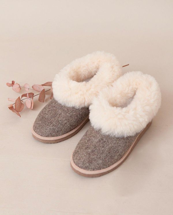 image of Pantufas Sheepskin Slippers in Herringbone Grey