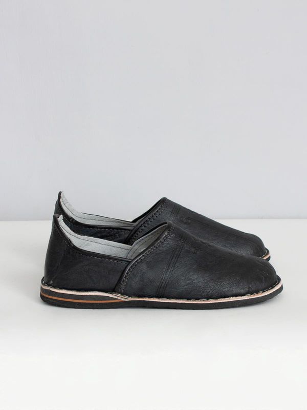 image of Moroccan Berber Babouche Slippers in Charcoal