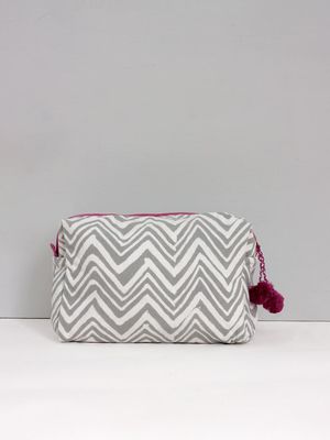 Zig Zag Washbag in Grey