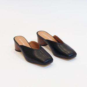 Kika Closed Mules in Black