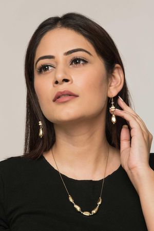 Sagarika Necklace