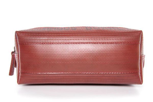 image of Medium Washbag Red