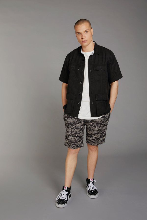 image of Bobby Organic Linen Pleat Short in Uluwatu Black