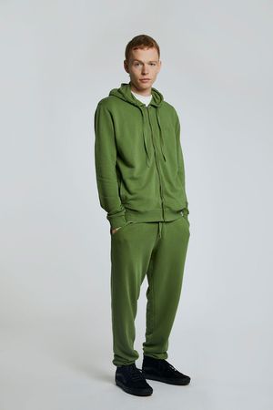 Olympia Mens Organic Cotton Jogger in Olive