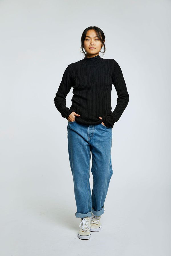 image of Muni Organic Cotton Top in Black