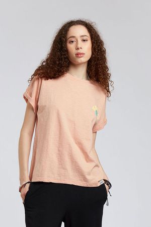Sunrise 88 Organic Cotton Tee in Peach