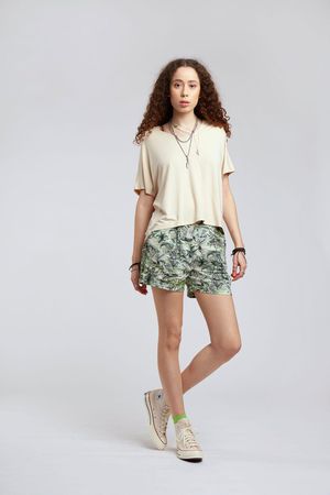 Muni Organic Linen Short in Bali Green