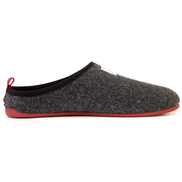 image of Slippers in Black and Burgundy