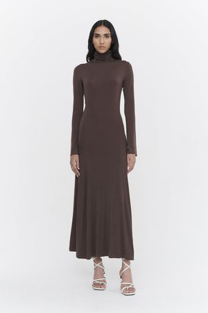 Stretch Tencel Gathered Shoulder Maxi Dress in Chocolate