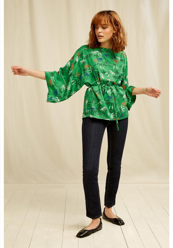 image of V & A Bamboo Print Top Green