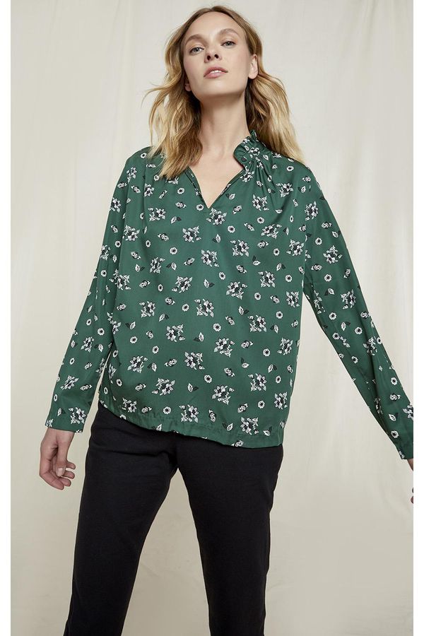image of Jocelyn Floral Top in Dark Green