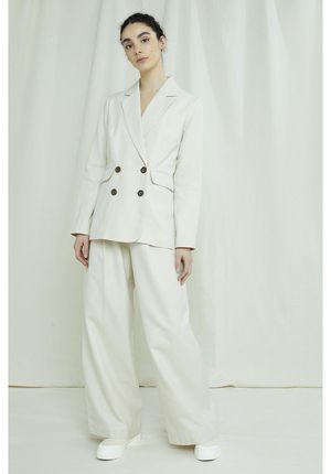 Naira Blazer
