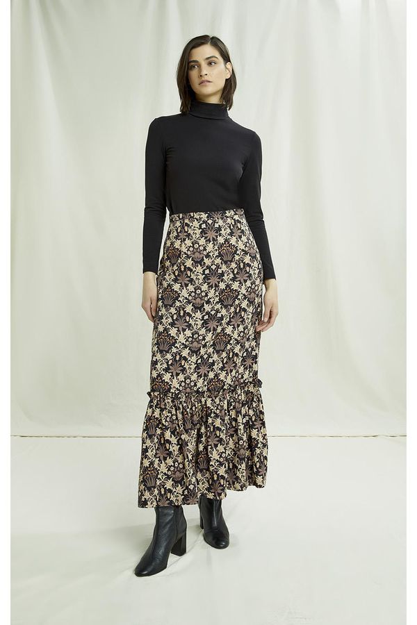 image of V & A Celandine Skirt