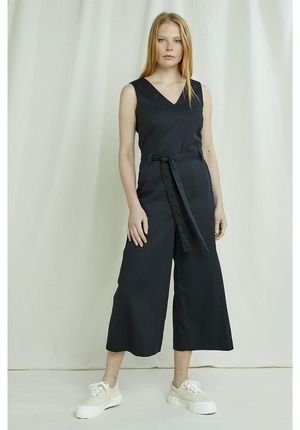 Vesta Jumpsuit In Black Black