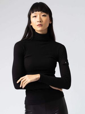 Pocket Roll Neck in Black