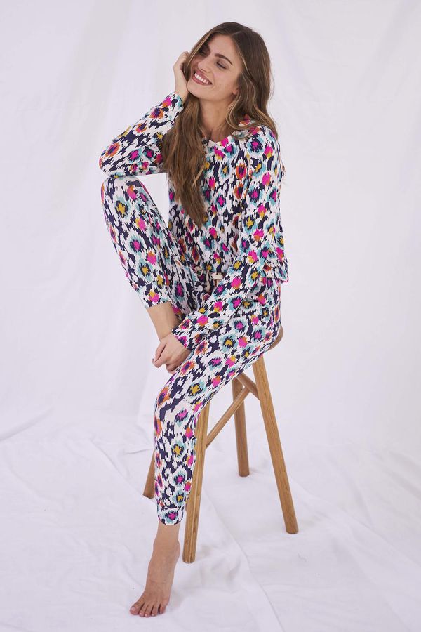 image of Sweatshirt and Lounge Pant Set in Leopard Ikat