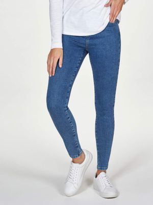 Essential Organic Cotton Skinny Jeans in Mid Blue Wash