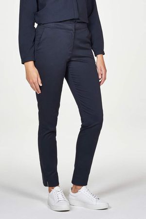 The Quintessential Organic Cotton Smart Chino in Navy