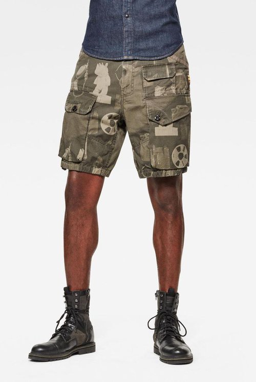 jungle sustainable cargo shorts in shamrock