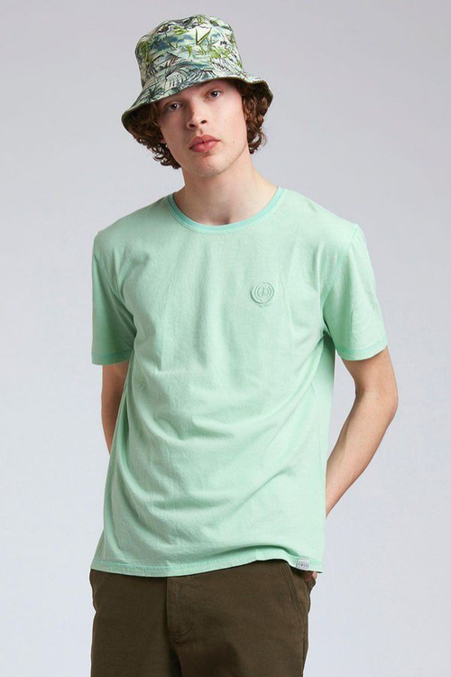barefoot mens vegan hemp and organic cotton t-shirt in seagrass green