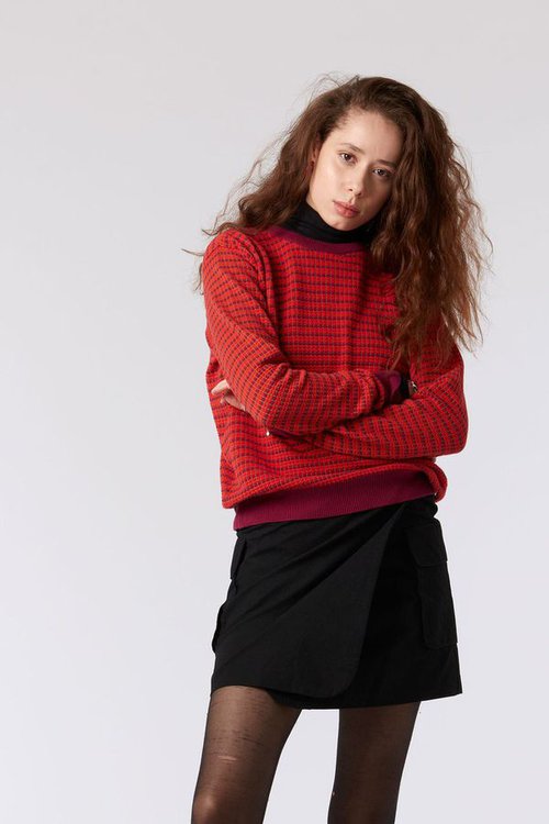 tina womens organic cotton jumper in tomato