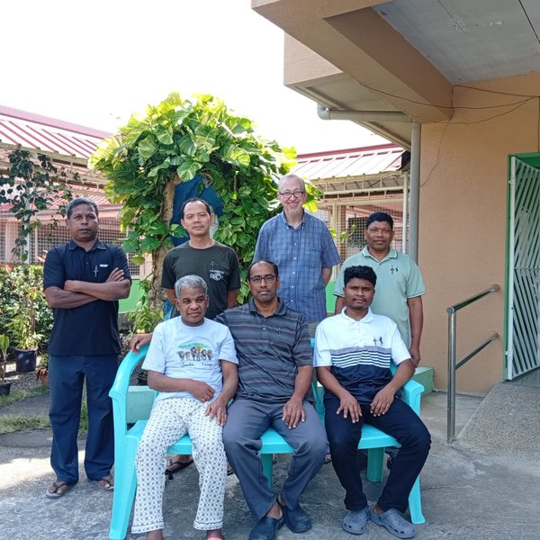 Padre Daniele Manila