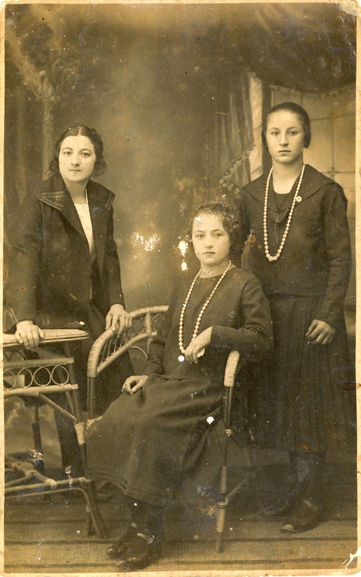 LE TRE SORELLE