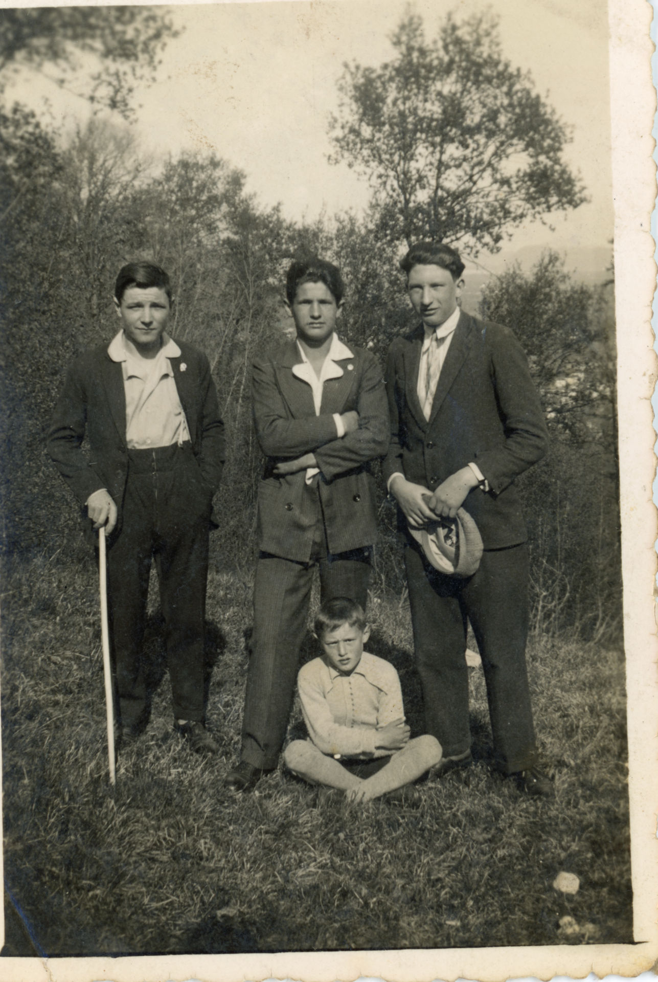 Italiano Cozzarini con amici in montagna