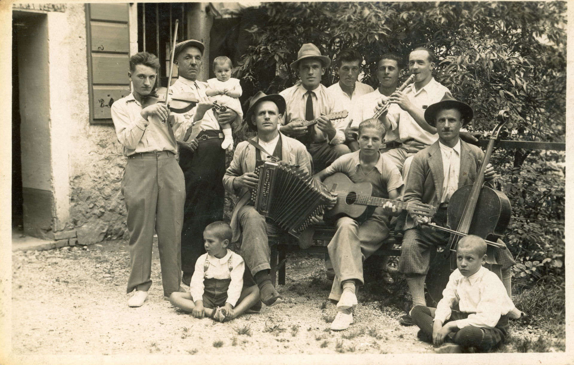 Musicisti andreani in posa