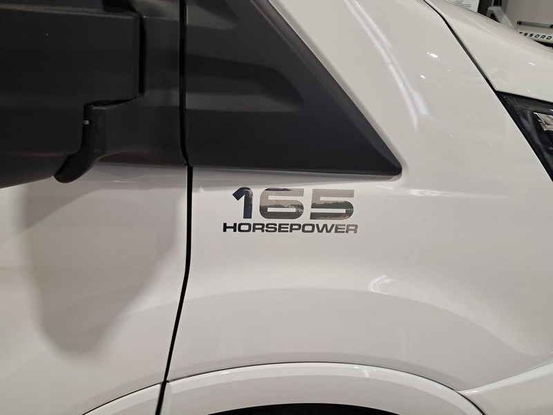 MCLOUIS GLAMYS 320 FORD CAMBIO AUT