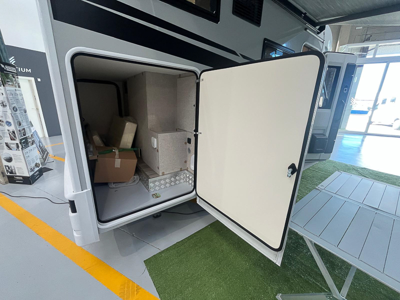 MCLOUIS SLIM FORD SLIM 331