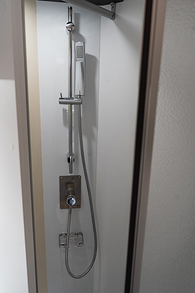 MCLOUIS MC4 300 FORD 360