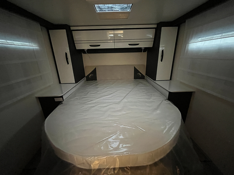 MCLOUIS MC4 300 FORD 379