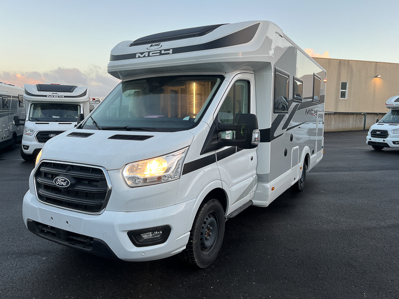 MCLOUIS MC4 300 FORD 379