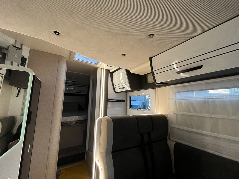 MCLOUIS MC4 300 FORD 379