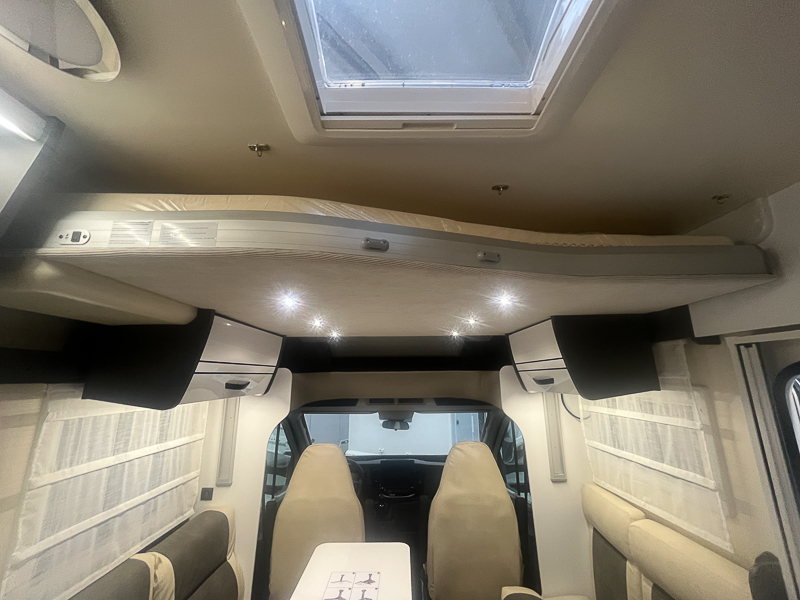 MCLOUIS MC4 300 FORD 381