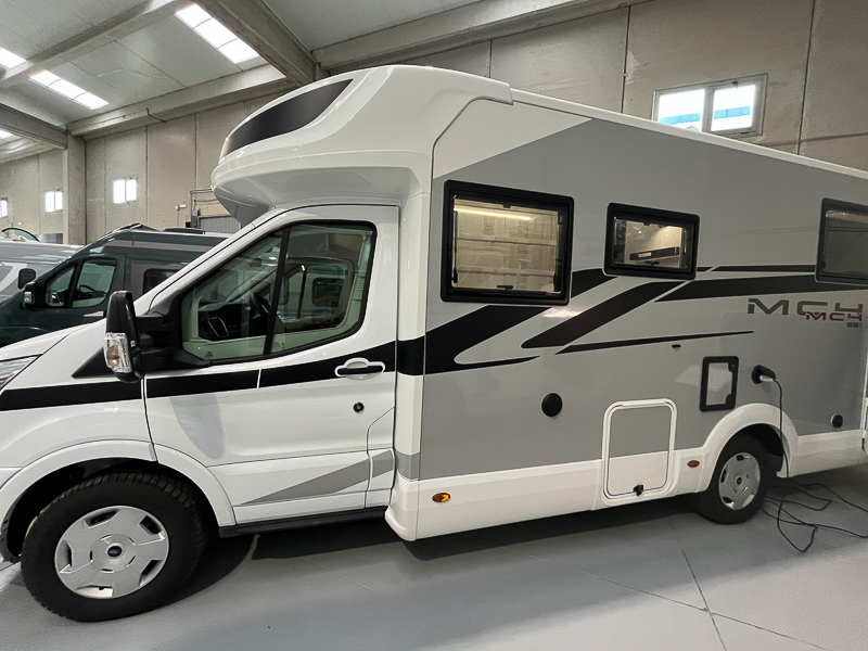 MCLOUIS MC4 300 FORD 381