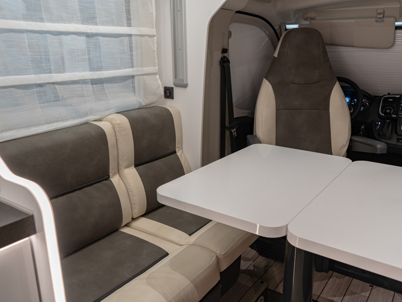 MCLOUIS MC4 300 FIAT 381