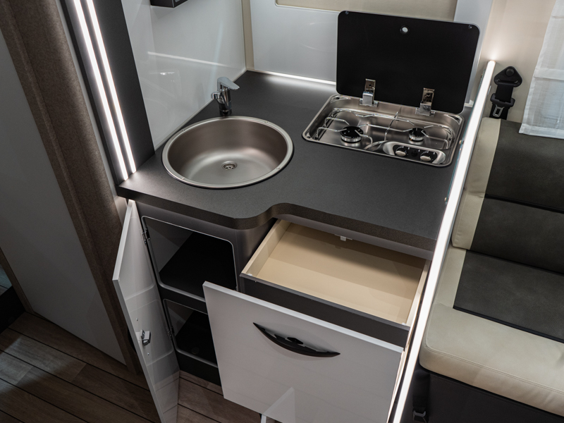 MCLOUIS MC4 300 FIAT 381