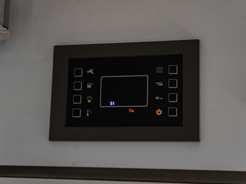 MCLOUIS MC4 300 FIAT 381