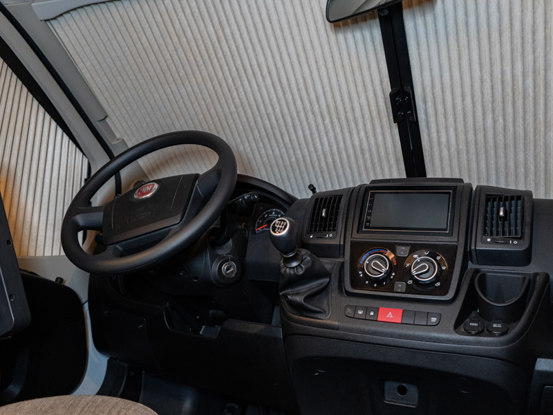 BURSTNER LYSE0 A 700