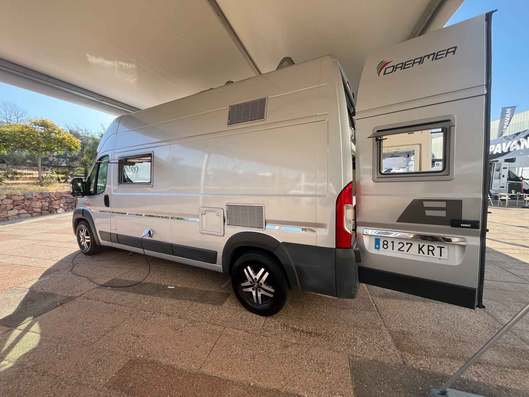 DREAMER FAMILY VAN XL  150CV