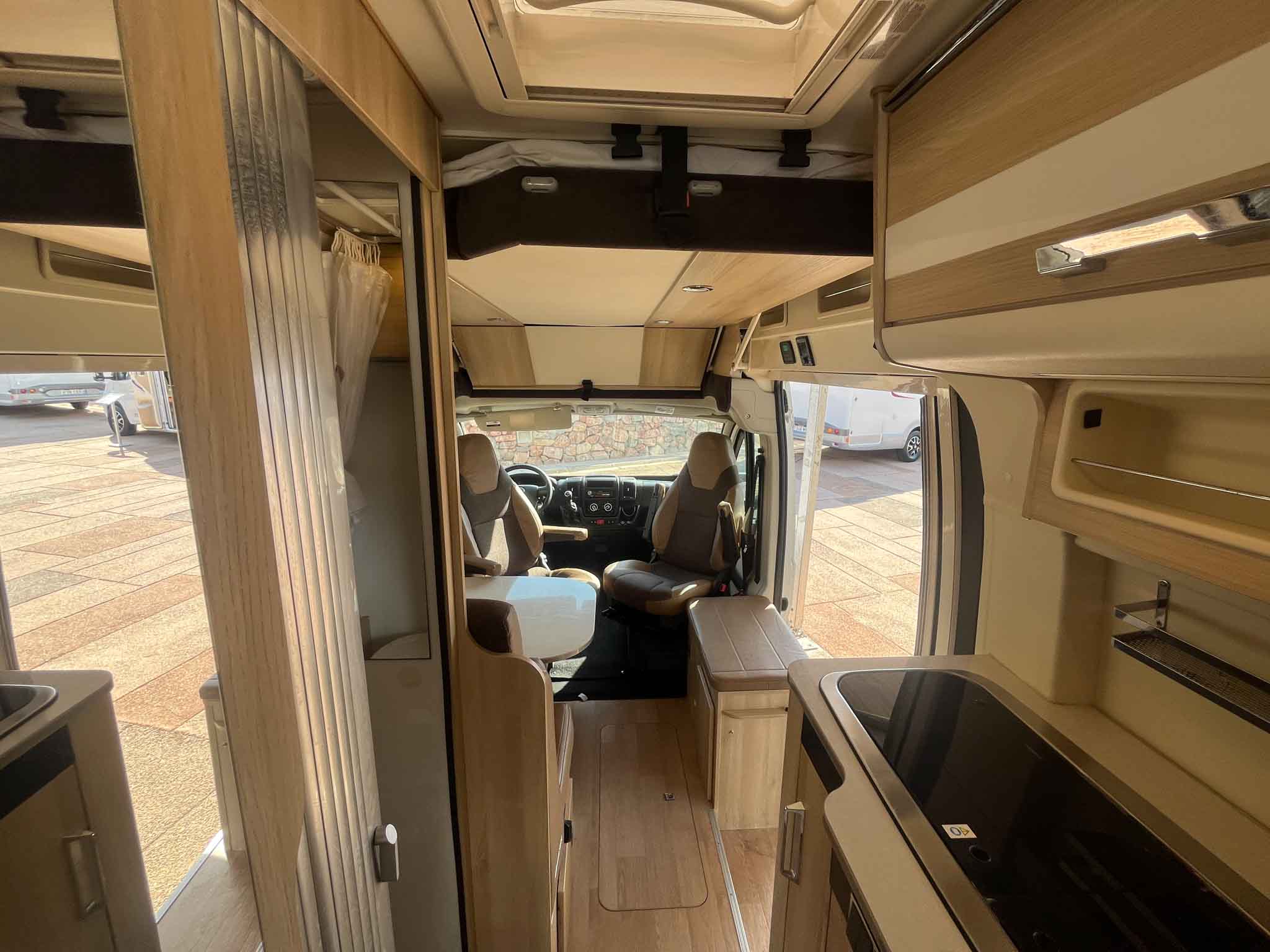 DREAMER FAMILY VAN XL  150CV