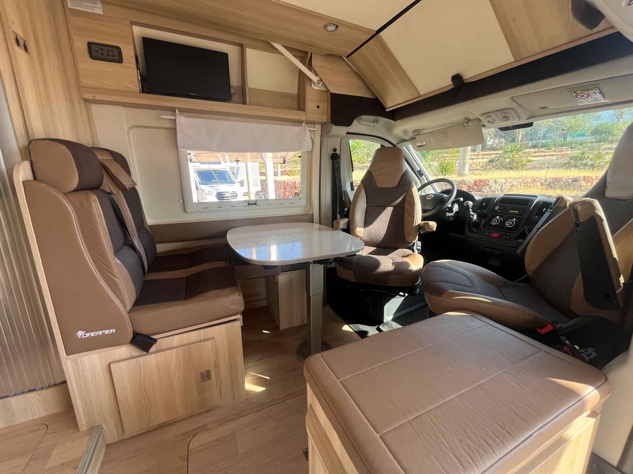 DREAMER FAMILY VAN XL  150CV