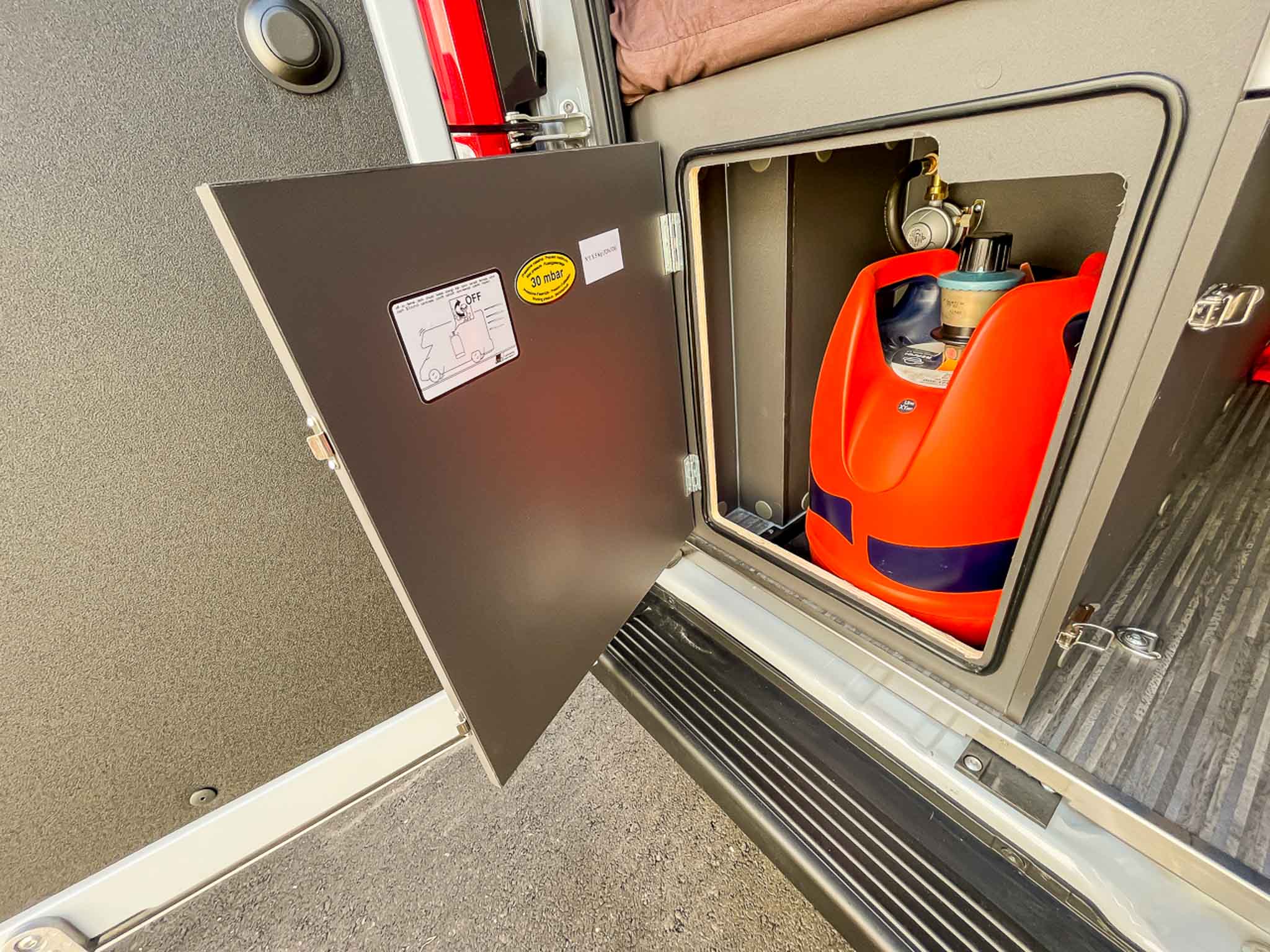 CAMPER MENFYS 3 MAXI S-LINE-4 PLAZAS-113