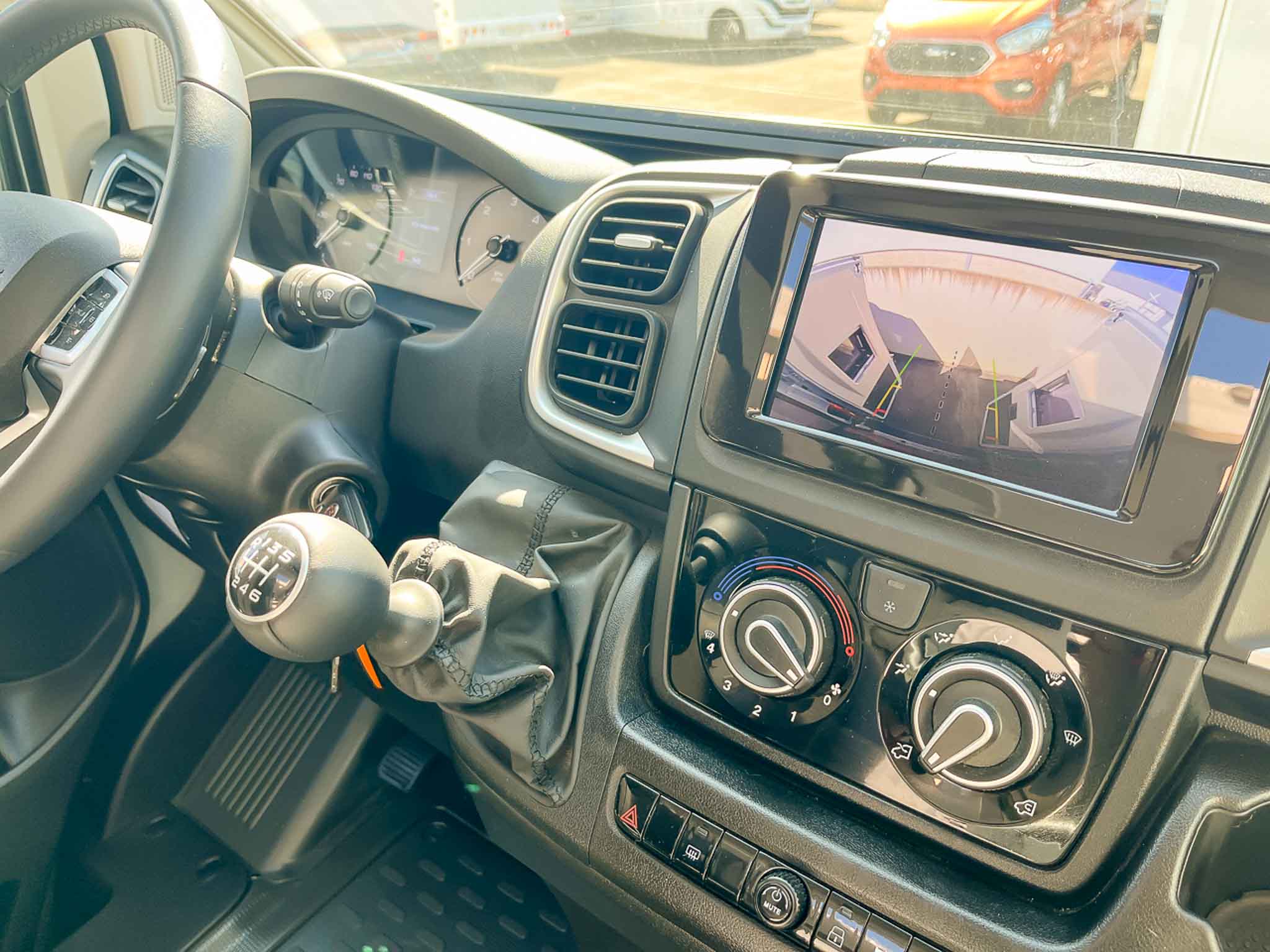 CAMPER MENFYS 3 MAXI S-LINE-4 PLAZAS-113