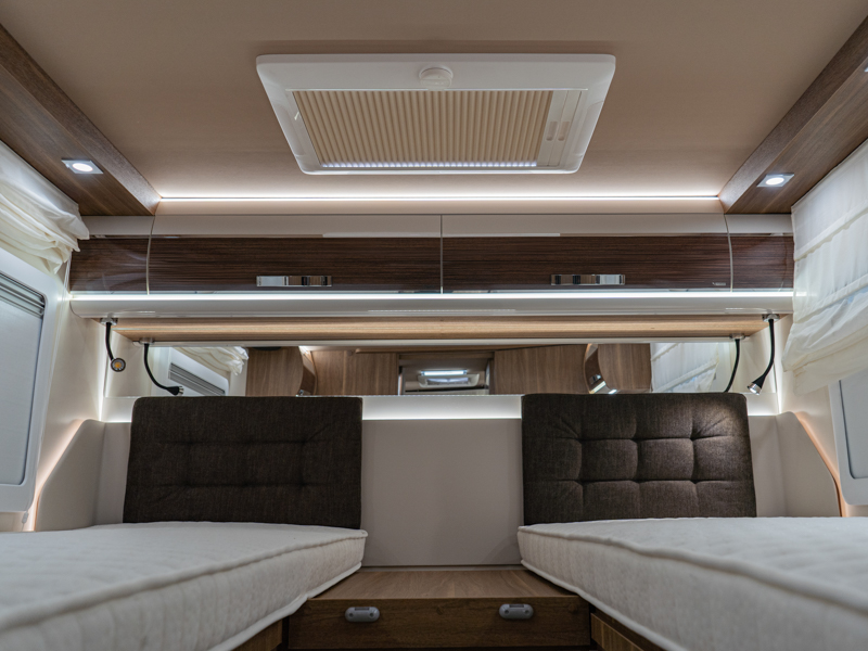 MOBILVETTA KROSSER P86  